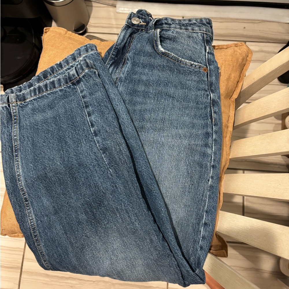 Zara Barrel Jeans